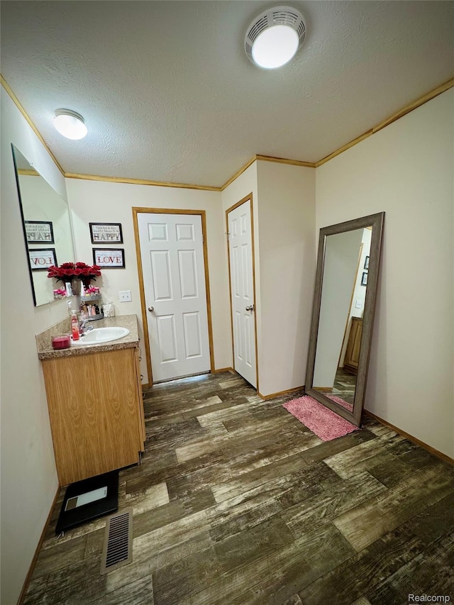 5239 Americana Ln, Casco, MI 48064 - photo 18