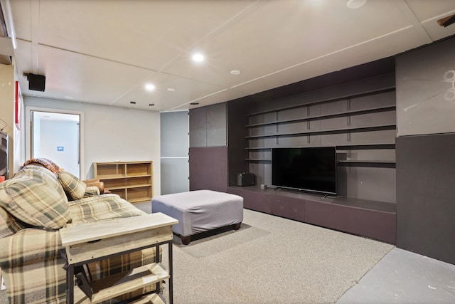 5255 E Holland Rd, Saginaw, MI 48601 - living room with recessed lighting