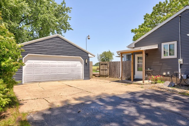 5255 E Holland Rd, Saginaw, MI 48601 - view of detached garage