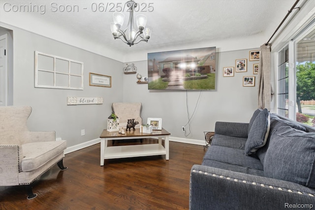 647 Farnham Ave, Lincoln Park, MI 48146 - living area featuring a chandelier and wood finished floors