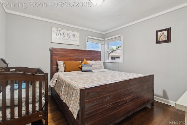 647 Farnham Ave, Lincoln Park, MI 48146 - bedroom featuring wood finished floors