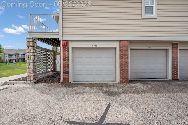 21958 Hartford Way, Macomb, MI 48042 - view of garage