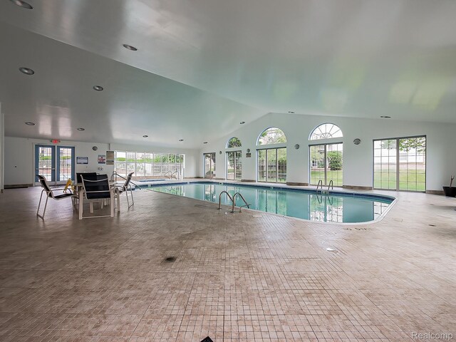 229 Brookwood Dr Unit 9, South Lyon, MI 48178 - view of indoor pool