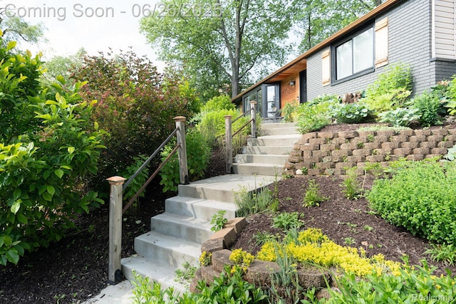 2905 Lahser Rd, Bloomfield Hills, MI 48304 - doorway to property