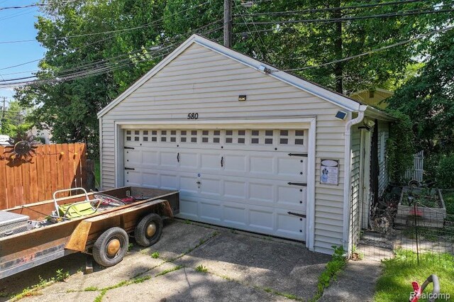 580 N Almont Ave, Imlay City, MI 48444 - photo 11