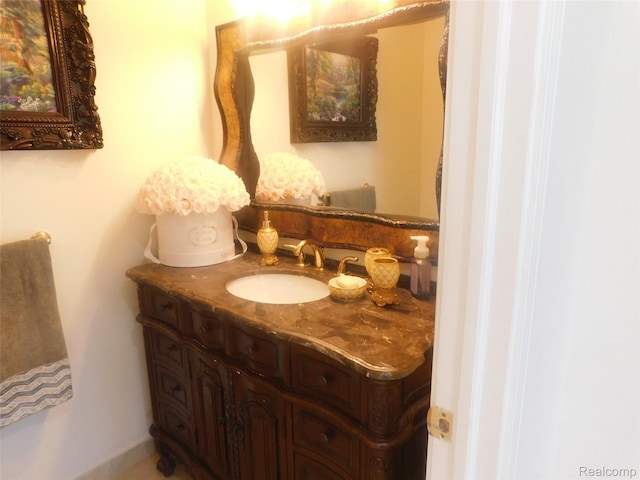 41431 Tarragon Dr, Sterling Heights, MI 48314 - bathroom featuring vanity