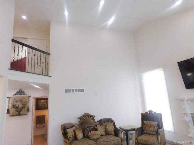 41431 Tarragon Dr, Sterling Heights, MI 48314 - sitting room featuring a towering ceiling and recessed lighting