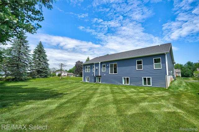 13006 Lia Ct, Fenton, MI 48451 - photo 4