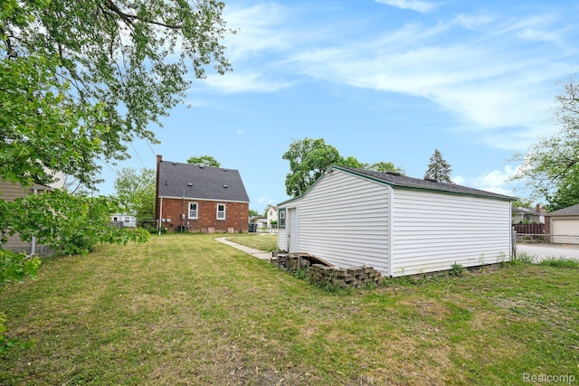 2856 Academy St, Dearborn, MI 48124 - view of yard with an outdoor structure