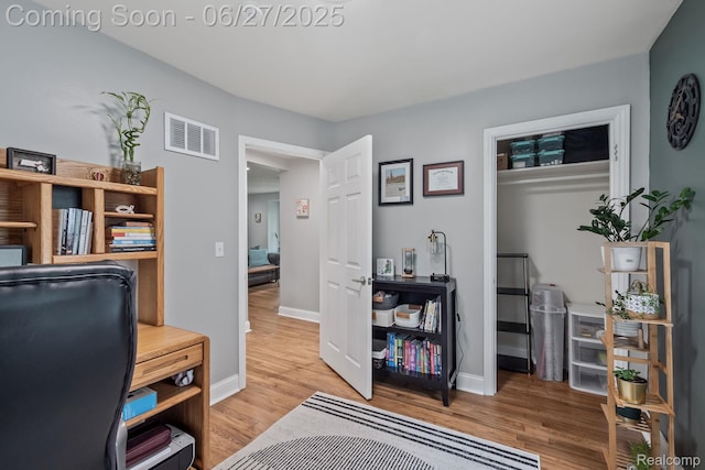94 S Tilden Ave, Waterford, MI 48328 - office with light wood-style floors and baseboards
