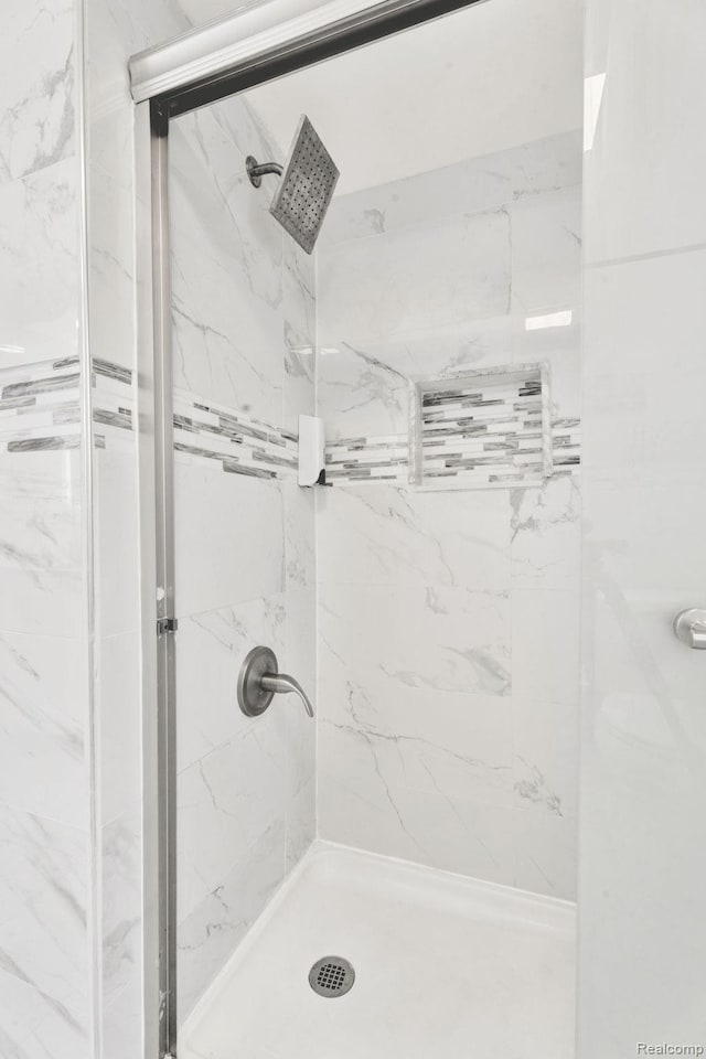 14717 Dane Ct, Sterling Heights, MI 48312 - full bathroom with a marble finish shower