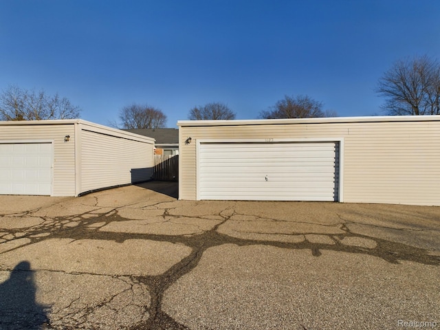 1023 Normandy Terrace Dr, Flint, MI 48532 - view of garage