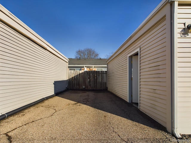 1023 Normandy Terrace Dr, Flint, MI 48532 - view of patio
