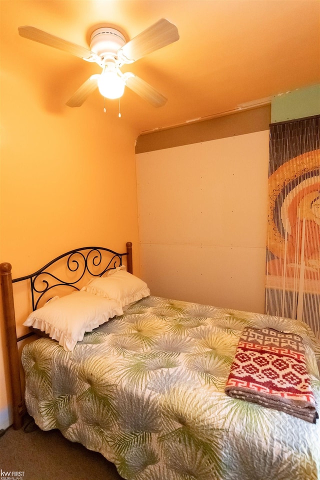 615 Saginaw St, Vassar, MI 48768 - bedroom featuring a ceiling fan