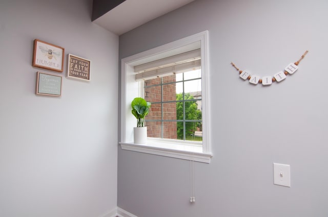 2769 Barclay Way, Ann Arbor, MI 48105 - detailed view of baseboards