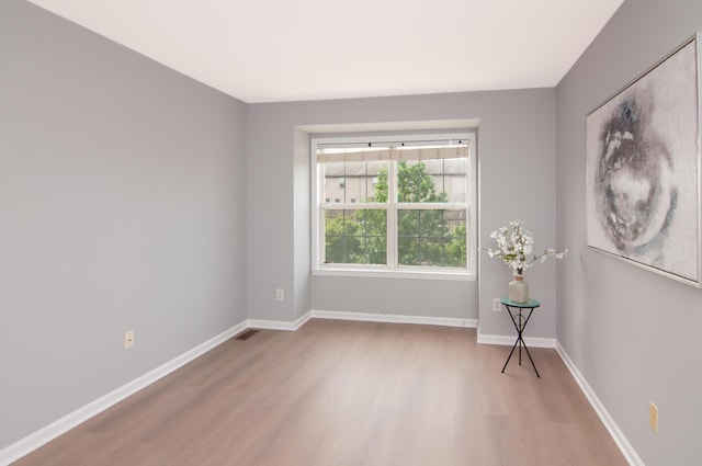 2769 Barclay Way, Ann Arbor, MI 48105 - empty room featuring light wood-style flooring and baseboards