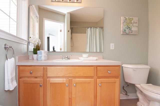 2769 Barclay Way, Ann Arbor, MI 48105 - bathroom with vanity and a shower with shower curtain