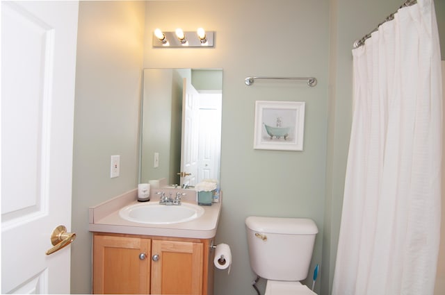 2769 Barclay Way, Ann Arbor, MI 48105 - bathroom featuring vanity and curtained shower