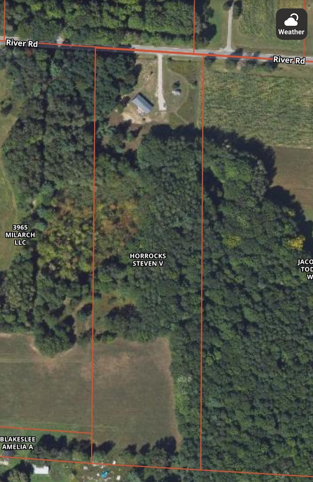 6127 River Rd, Manistee, MI 49660 - map / location featuring property parcel outlined