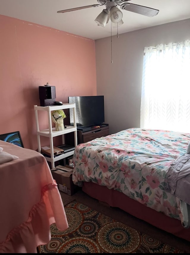 5344 Wheat Way Ave, Swartz Creek, MI 48473 - bedroom featuring a ceiling fan