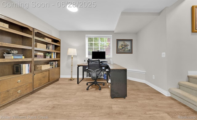 6014 Windemere Ln, Shelby Twp, MI 48316 - office space featuring light wood finished floors and baseboards