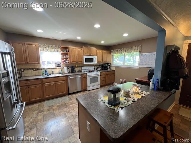 334 Harrington St, Mount Clemens, MI 48043 - photo 12