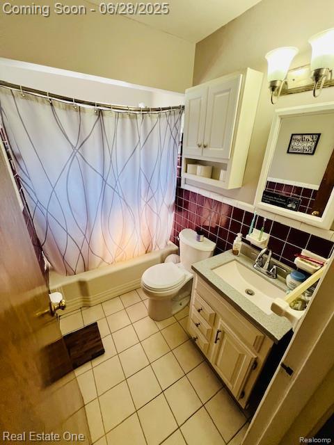 334 Harrington St, Mount Clemens, MI 48043 - photo 17