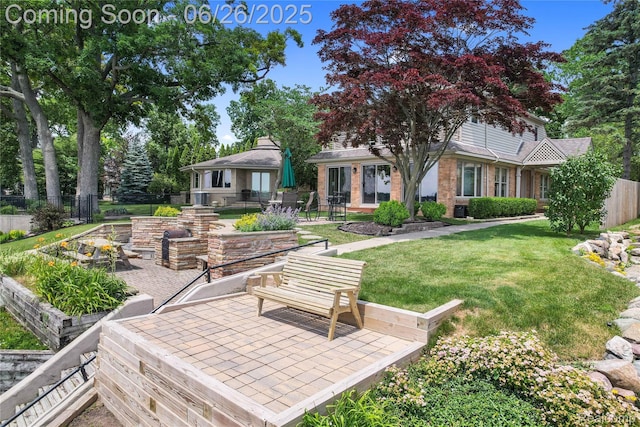 4725 Motorway Dr, Waterford, MI 48328 - view of property's community with a patio