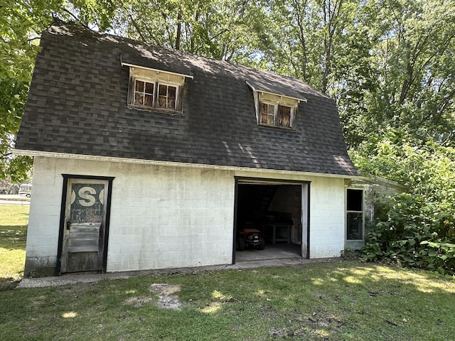 4641 Territorial Rd, Benton Harbor, MI 49022 - view of garage