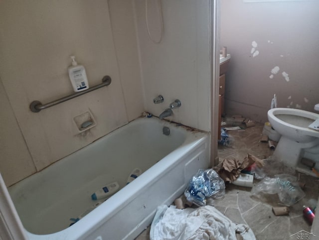 1507 Barnard St, Saginaw, MI 48602 - full bathroom with toilet and bathing tub / shower combination