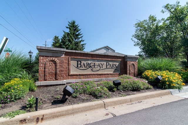 3046 Barclay Way, Ann Arbor, MI 48105 - view of community sign