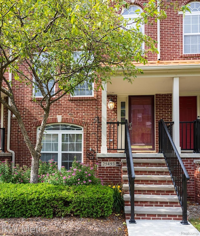 25493 Saint James, Southfield, MI 48075 - property entrance with brick siding