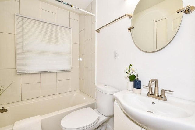 6604 E H Ave, Kalamazoo, MI 49048 - bathroom featuring  shower combination and vanity