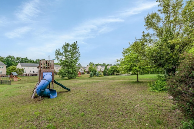 2385 Yasmin Dr, Michigan, MI 48382 - view of grassy yard