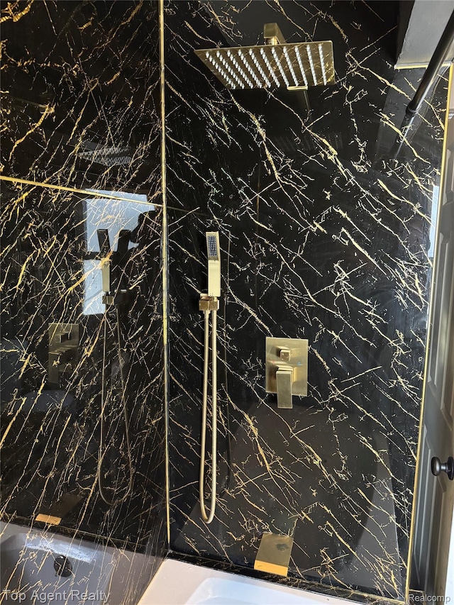 19461 Fenmore St, Redford, MI 48235 - bathroom with a shower