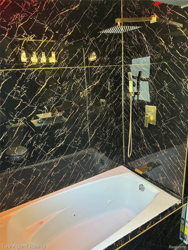 19461 Fenmore St, Redford, MI 48235 - view of full bathroom