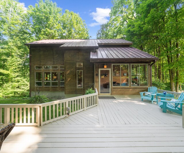 928 Curtis Rd, Quincy, MI 49082 - view of deck