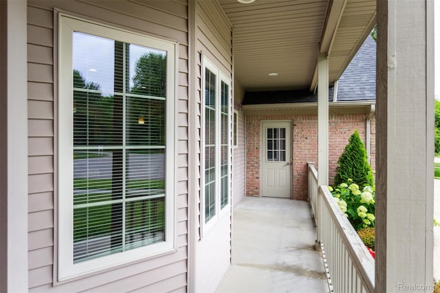 10267 Coachman Ct, Davison, MI 48423 - view of balcony