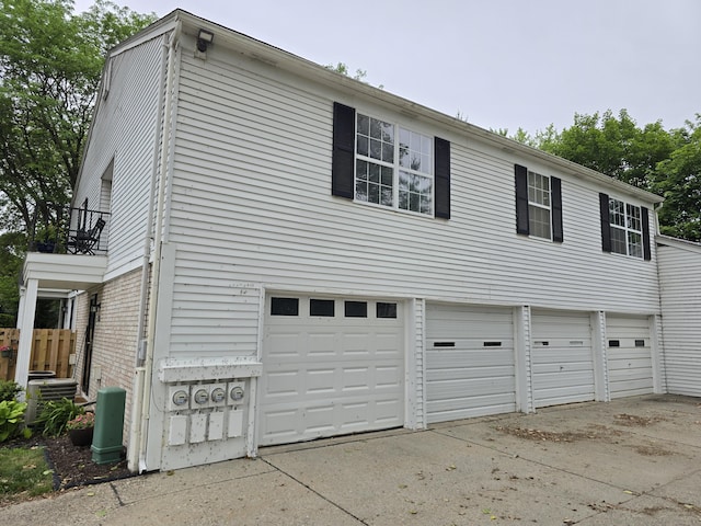 24649 Spring Ln, Harrison Township, MI 48045 - photo 2
