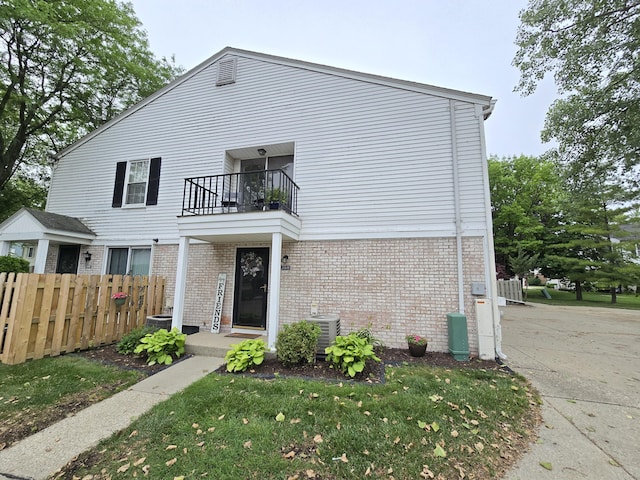 24649 Spring Ln, Harrison Township, MI 48045 - photo 3