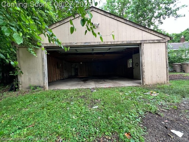 12 Hazel Ave, Pontiac, MI 48341 - view of detached garage