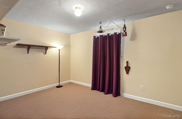9854 Townsquare Blvd, Fenton, MI 48430 - photo 18
