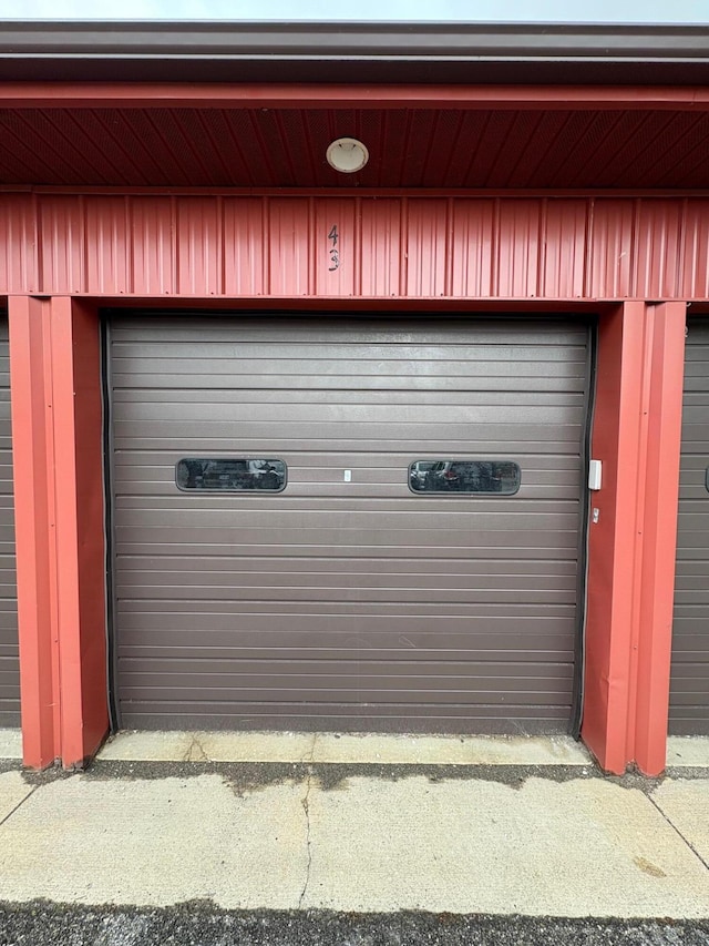 600 Broadway Ave NW Unit 409B, Grand Rapids, MI 49504 - view of garage