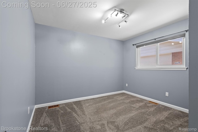 1293 Moulin Ave, Madison Heights, MI 48071 - unfurnished room featuring carpet flooring and baseboards
