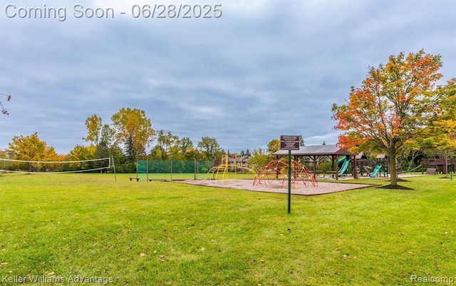 5262 Kingsfield Dr, West Bloomfield, MI 48322 - view of home's community