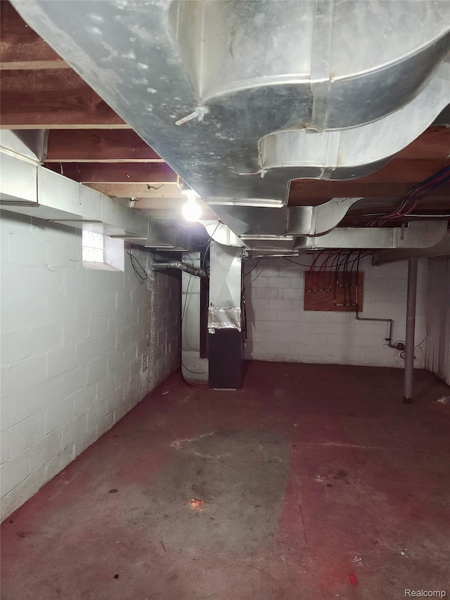 14119 Whitcomb St, Detroit, MI 48227 - below grade area featuring heating unit