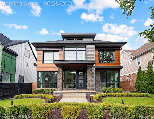 927 Ann St, Birmingham, MI 48009 - view of front facade with stone siding