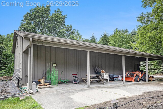 4301 Rolling Acres Dr, Hartland, MI 48353 - view of pole building