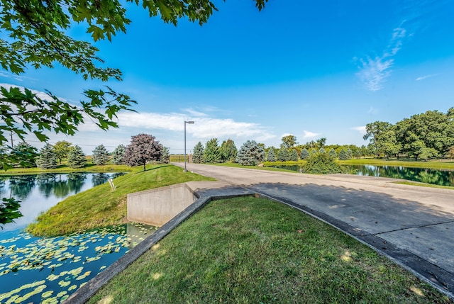 861 S 800 W, Indiana, IN 46341 - view of community with a water view and a yard