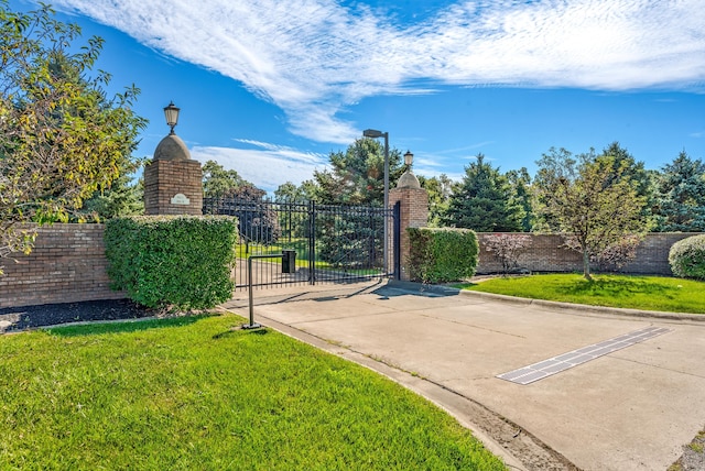 861 S 800 W, Indiana, IN 46341 - view of gate